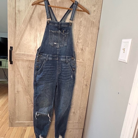 Sneak Peek Denim Overalls
Retails $99 - Picture 1 of 6